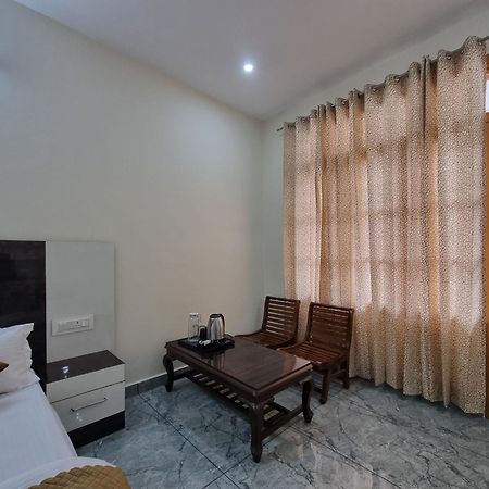 Baikunth Homes 댈하우지 외부 사진