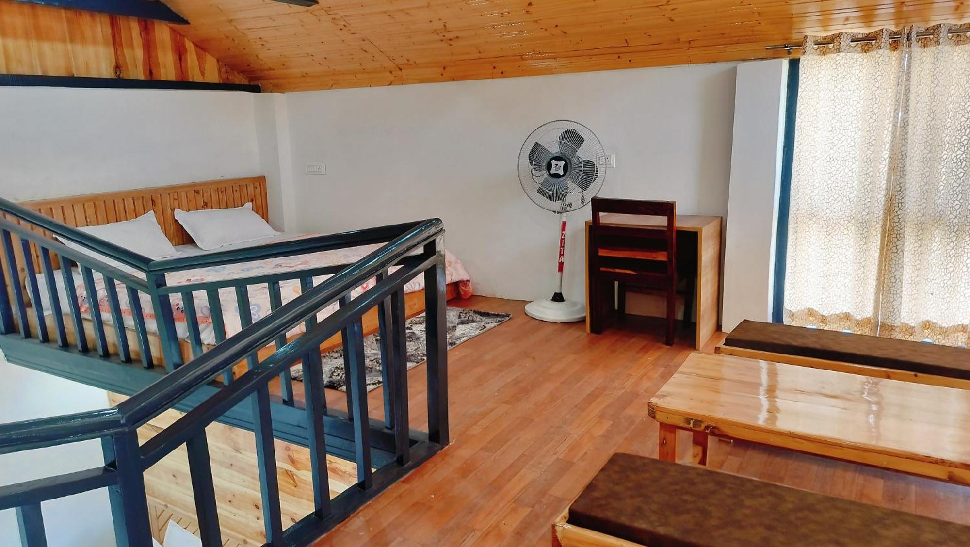 Baikunth Homes 댈하우지 외부 사진
