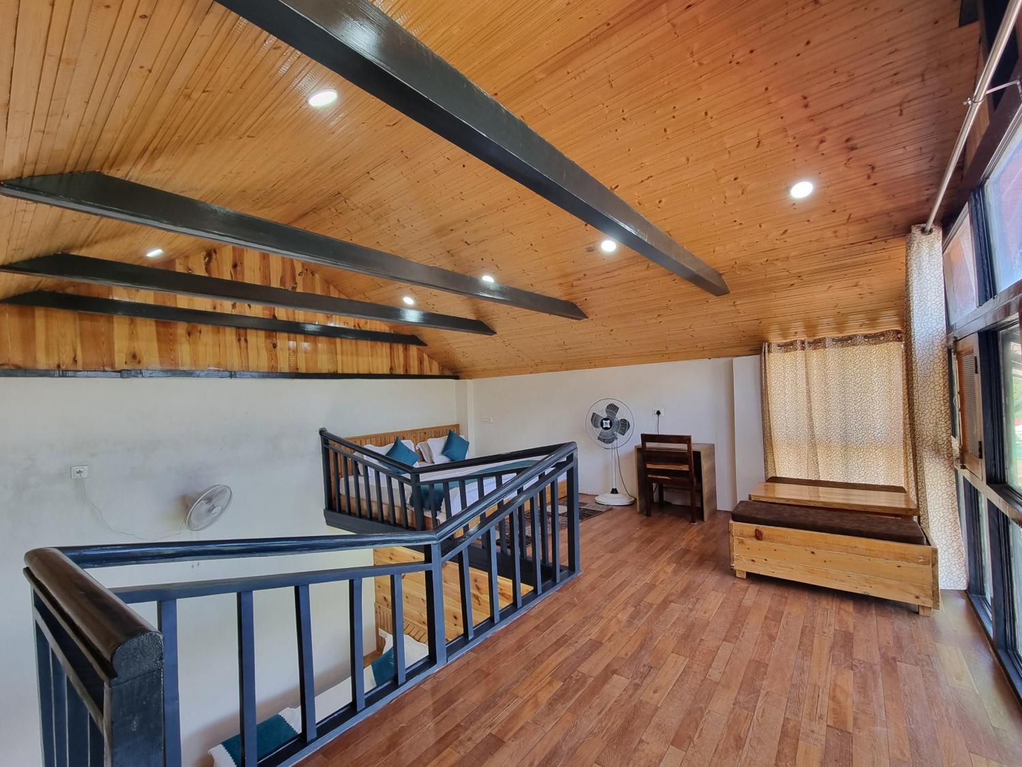 Baikunth Homes 댈하우지 외부 사진